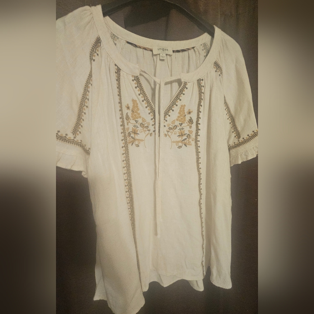 UMGEE Embroidered Cream Women's Top Size Large - Picture 2 of 6